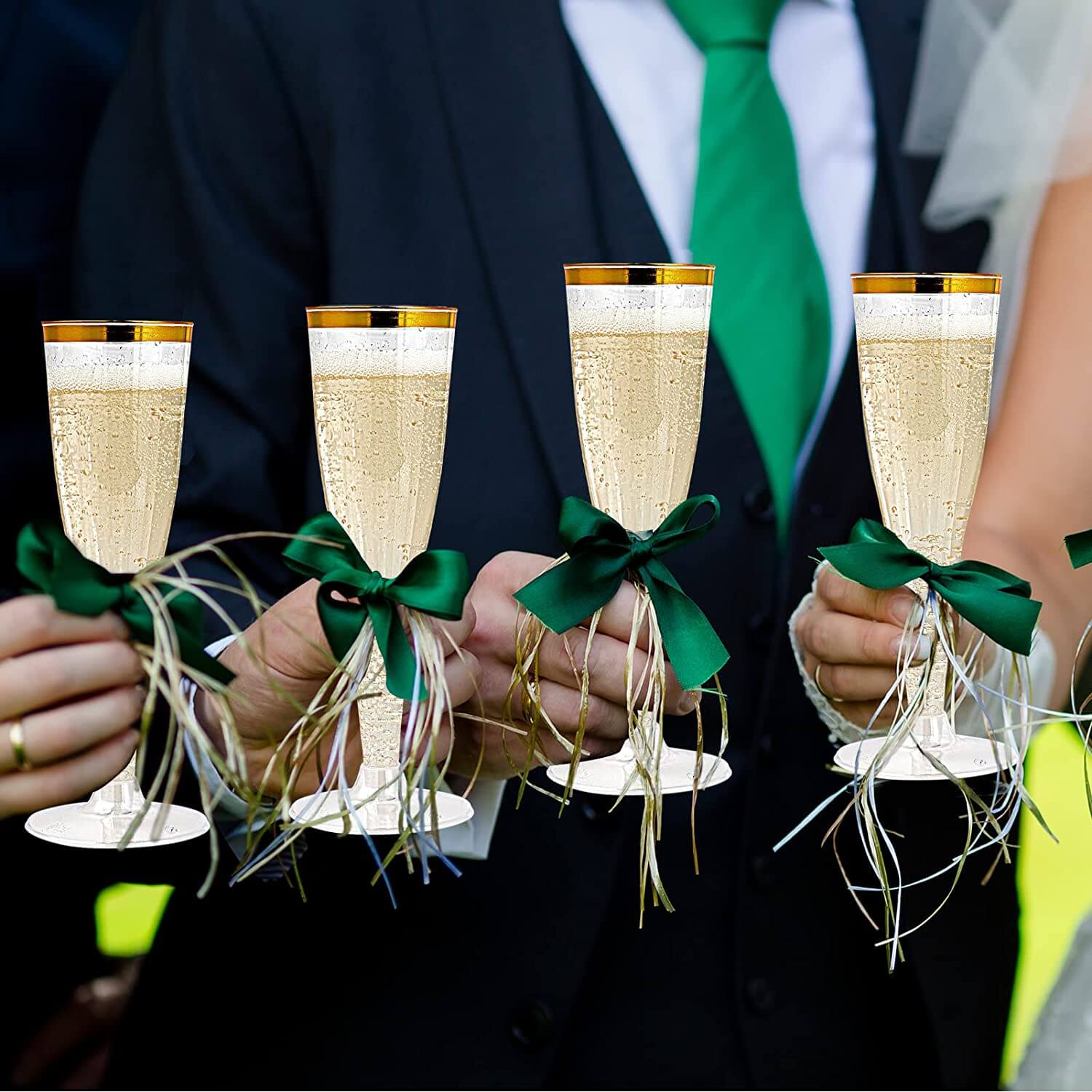 4.5oz Bulk Case Plastic Dessert Cups | Disposable Champagne Flutes for Mimosas, Sparkling Wine | Hard Plastic | Restaurant Supply - EWT